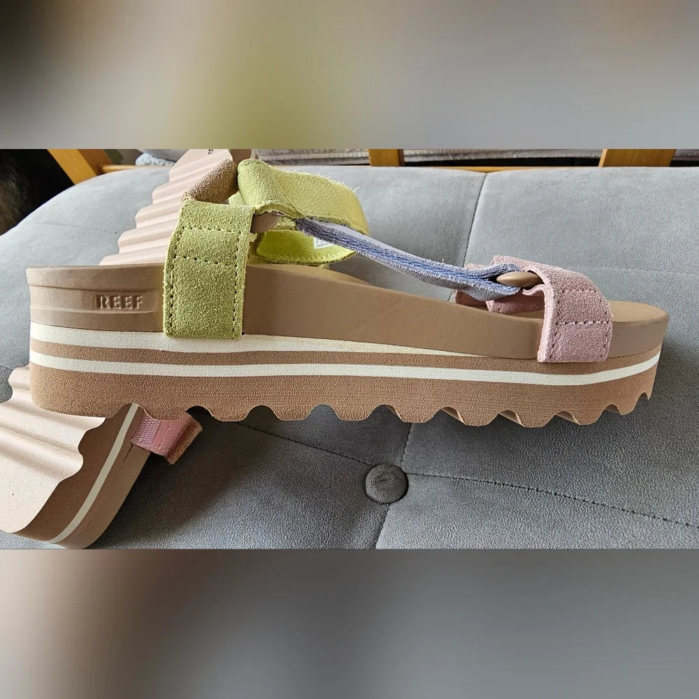 Reef Suede Platform Sandals - meringue - Picture 5 of 7